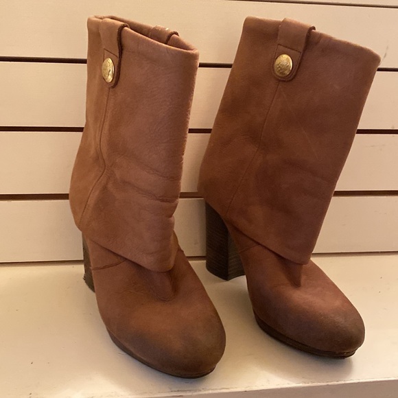 Vince camuto brown boots - Picture 2 of 11